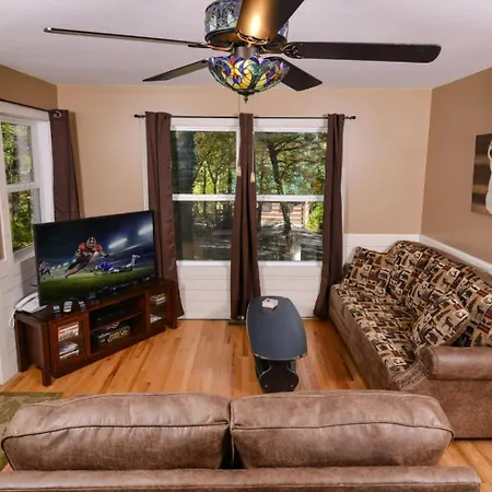 Red Bud Cottage Gatlinburg Exterior photo