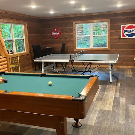 Red Bud Cottage Gatlinburg Exterior photo